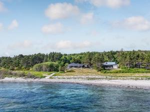 Holiday Home Donka - 25m from the sea by Interhome
