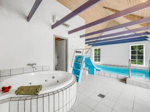 Holiday Home Ulf - 2km from the sea by Interhome