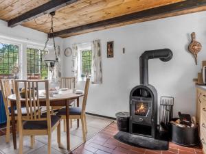 Holiday Home Hoat - 1-7km from the sea by Interhome