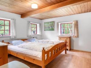 Holiday Home Hoat - 1-7km from the sea by Interhome