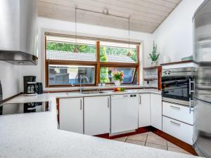 Holiday Home Lillebror - 12km from the sea by Interhome