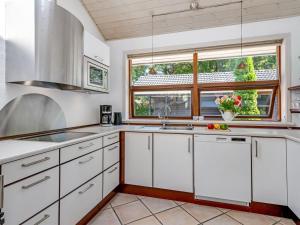 Holiday Home Lillebror - 12km from the sea by Interhome