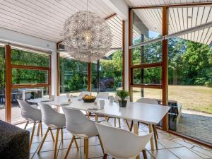 Holiday Home Lillebror - 12km from the sea by Interhome