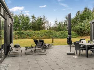 Holiday Home Abiorn - from the sea by Interhome