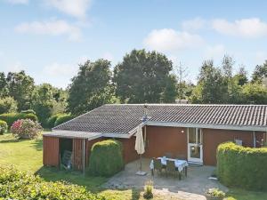 Holiday Home Viktoria - 500m from the sea by Interhome