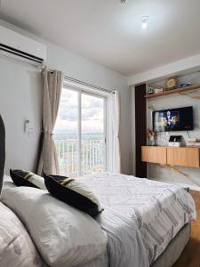 Studio unit with balcony - Mesatierra Garden Residences
