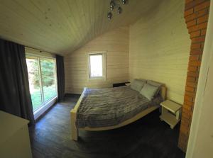 Чорногірський двір