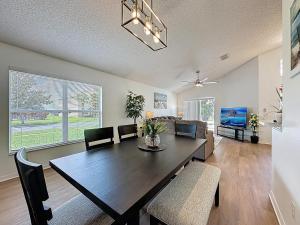 Emerald Island 4Bd3Ba Villa, 3 miles to Disney