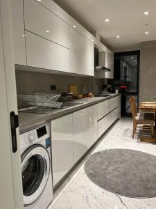 Enjoy luxury family apt