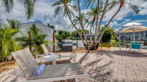 110 Bahia Via Complex