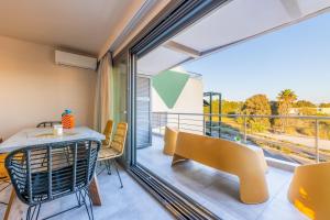 Azure Sofia - Maisonette