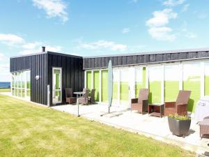 Holiday Home Amia - 20m from the sea by Interhome