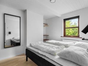 Holiday Home Jorith - 550m from the sea by Interhome