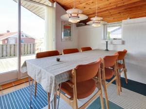 Holiday Home Enwald - 300m from the sea by Interhome