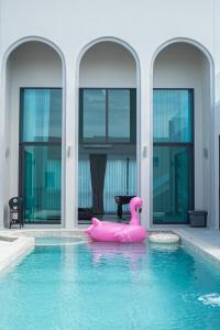 Anivantha Pool Viila