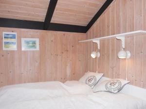 Holiday Home Throkil - 450m to the inlet by Interhome