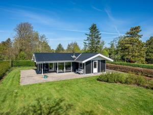 Holiday Home Sigbrith - 350m to the fjord by Interhome