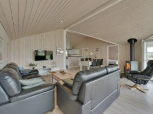 Holiday Home Harth - 700m to the fjord by Interhome