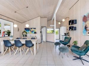 Holiday Home Gylla - 12km from the sea by Interhome