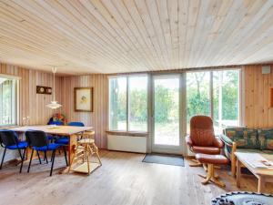 Holiday Home Jaane - 650m to the inlet by Interhome