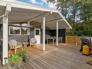 Holiday Home Emmanuela - 700m to the fjord by Interhome