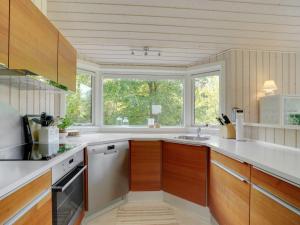 Holiday Home Elevine - 300m to the fjord by Interhome