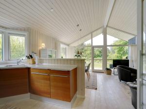 Holiday Home Elevine - 300m to the fjord by Interhome