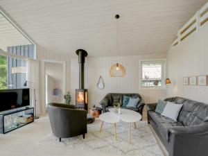 Holiday Home Elevine - 300m to the fjord by Interhome