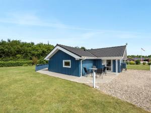 Holiday Home Tobbi - 1-1km to the fjord by Interhome