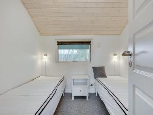 Holiday Home Ingward - 300m to the fjord by Interhome