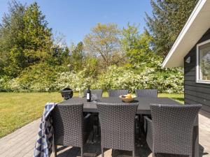 Holiday Home Ingward - 300m to the fjord by Interhome