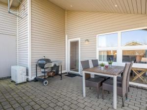 Holiday Home Ellis - 700m to the fjord by Interhome