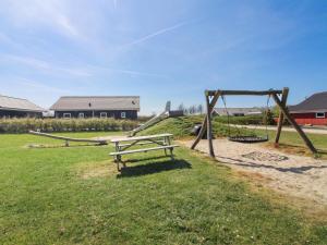 Holiday Home Chermeine - 1-2km to the inlet by Interhome