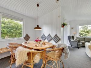 Holiday Home Cristal - 400m to the fjord by Interhome
