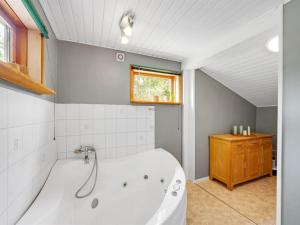 Holiday Home Embla - 500m to the fjord by Interhome