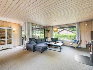 Holiday Home Knag - 800m to the fjord by Interhome
