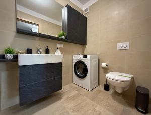 AntraLux Central Suite