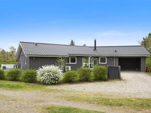 Holiday Home Jannic - 300m to the fjord by Interhome