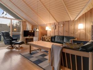 Holiday Home Thit - 1-2km to the fjord by Interhome
