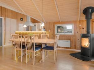 Holiday Home Thit - 1-2km to the fjord by Interhome
