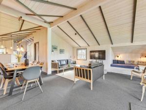 Holiday Home Martina - 560m to the fjord by Interhome