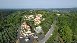 Trilocale con piscina