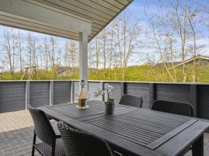 Holiday Home Tinka - 1-2km to the inlet by Interhome