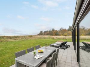 Holiday Home Tindra - 30m to the fjord by Interhome