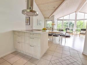 Holiday Home Valentin - 400m to the fjord by Interhome