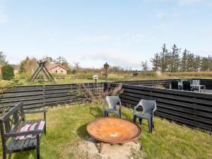 Holiday Home Gizella - 850m to the fjord by Interhome