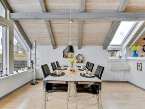 Holiday Home Gizella - 850m to the fjord by Interhome