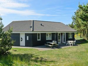 Holiday Home Tydkil - 300m to the fjord by Interhome