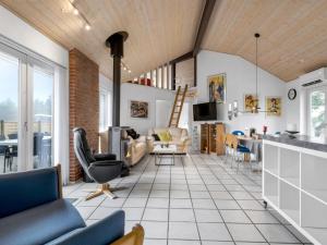 Holiday Home Tydkil - 300m to the fjord by Interhome