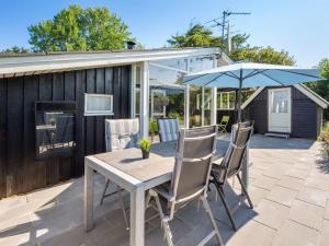 Holiday Home Raisa - 200m to the fjord by Interhome